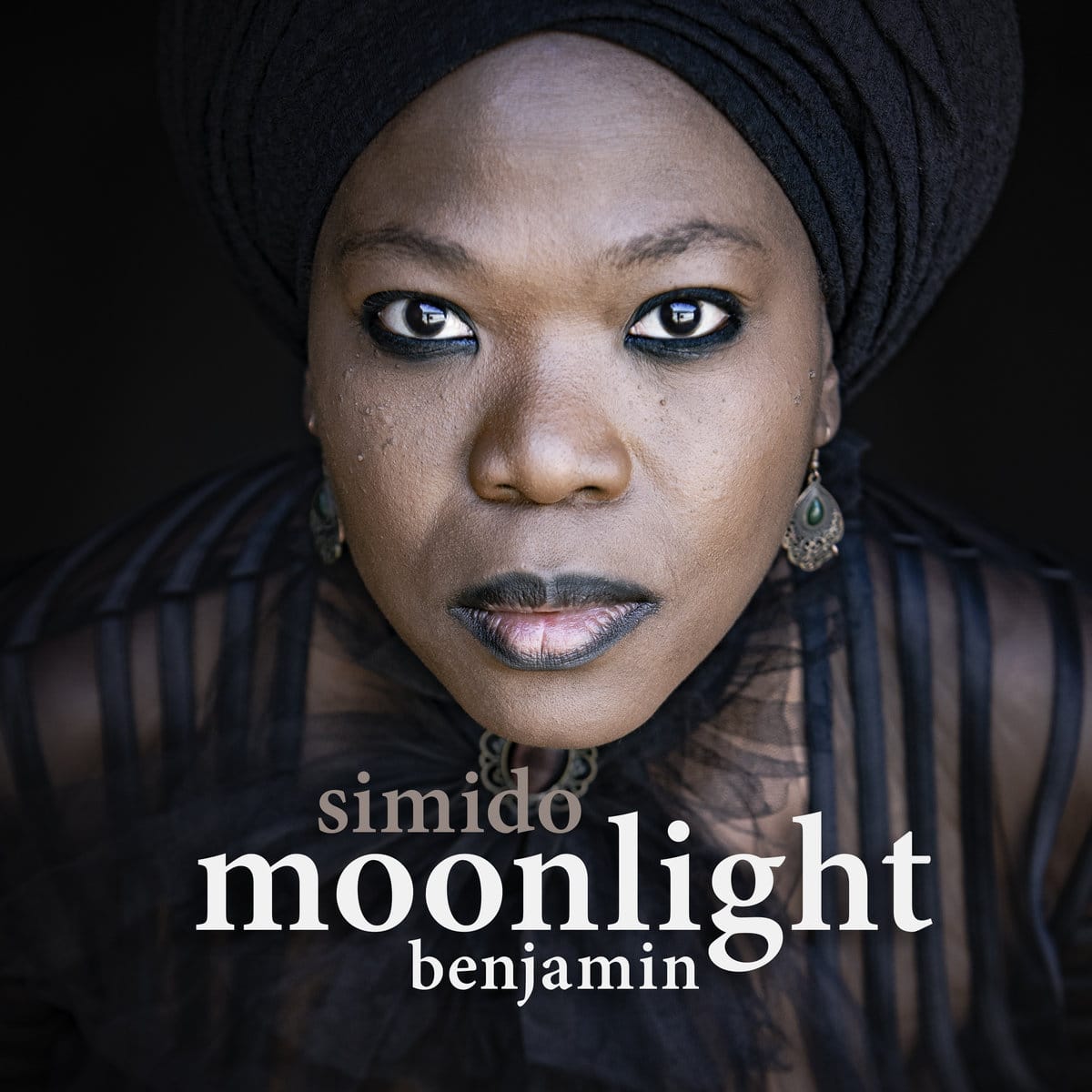 MOONLIGHT BENJAMIN – SIMIDO