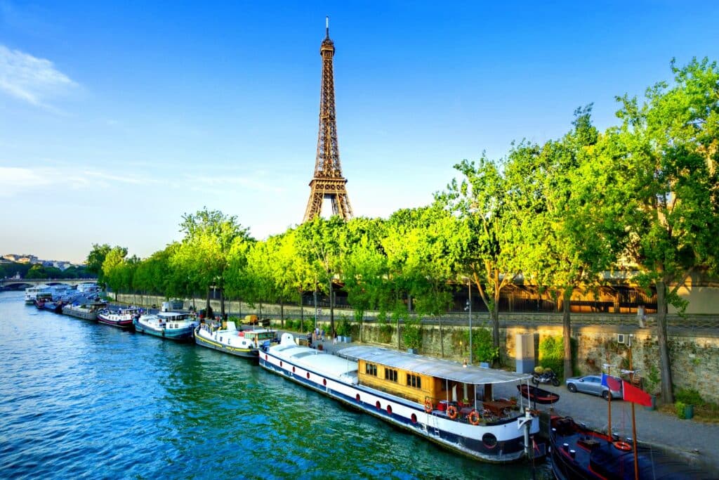 Summer French Course in Paris, in France